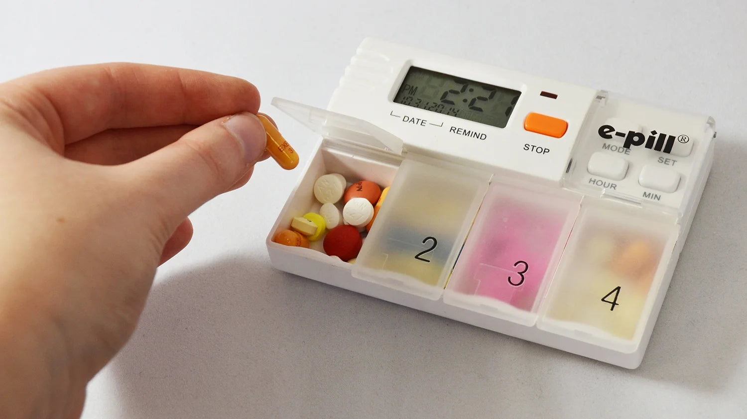 Medglider Reminder with Attached 4 Compartment Pill Box